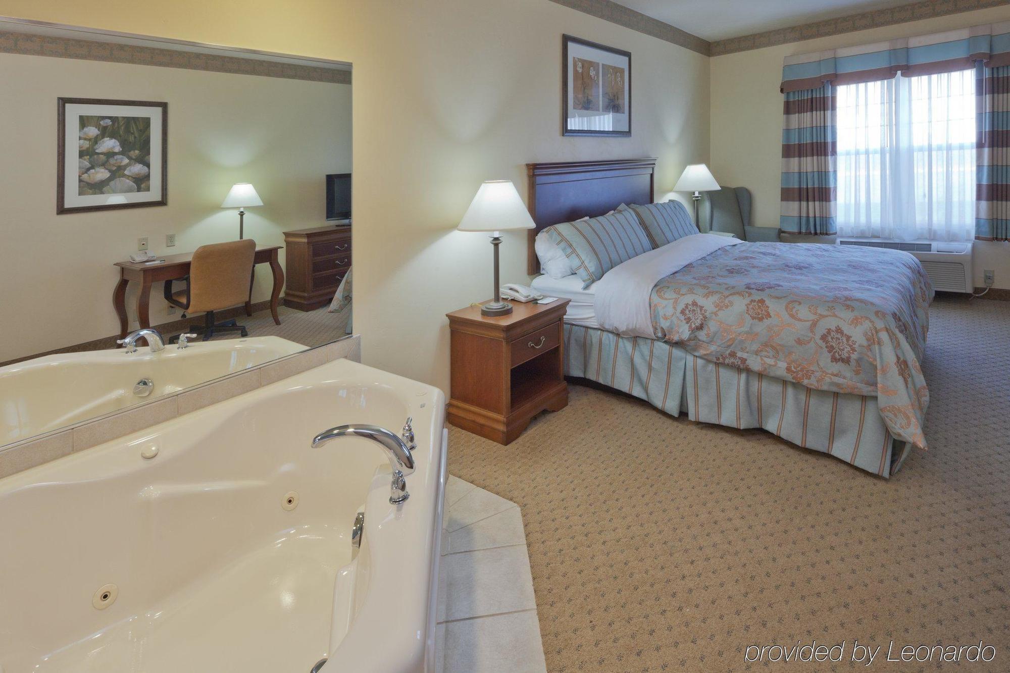Country Inn & Suites By Radisson, Appleton North, Wi Little Chute Kültér fotó